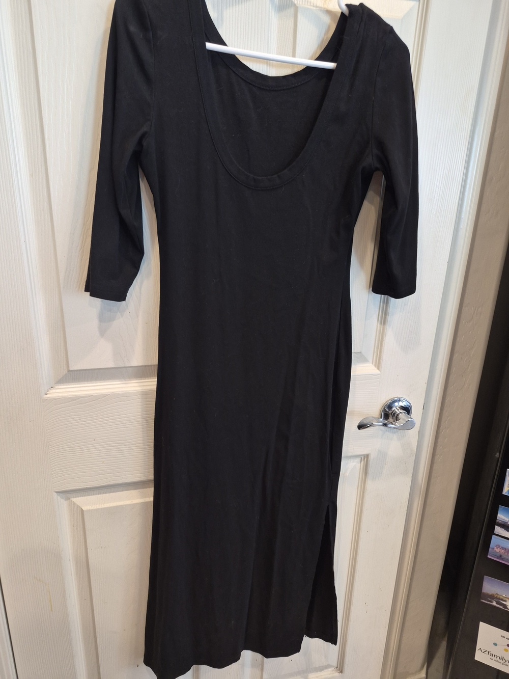 Classic Black Scoop Neck Midi Dress